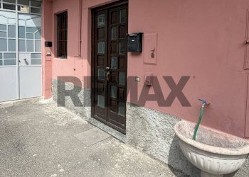 Edificio all\'aperto - Monolocale Vico Goldoni
 
3, Guanzate - foto 15