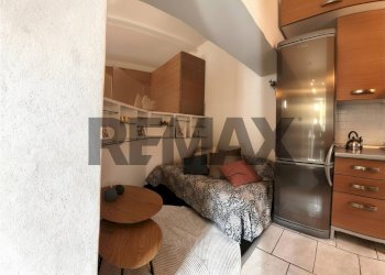 Soggiorno - One-room apartment Vico Goldoni
 
3, Guanzate - photo 8