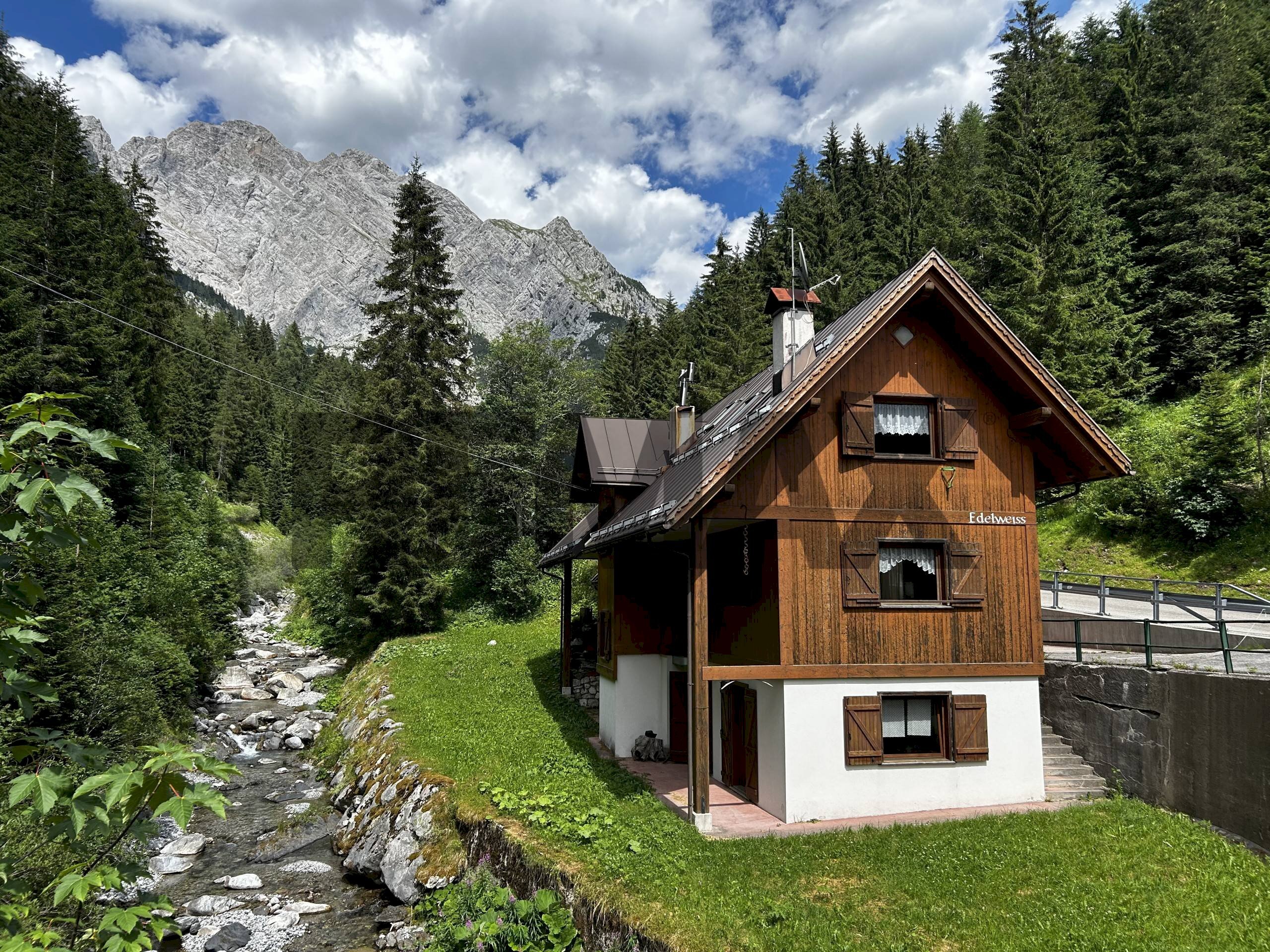Casa all\'aperto - Baita Via della Segheria
 
27, Forni Avoltri - photo 1