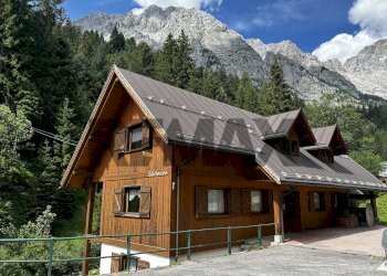 Casa all\'aperto - Baita Via della Segheria
 
27, Forni Avoltri - photo 2
