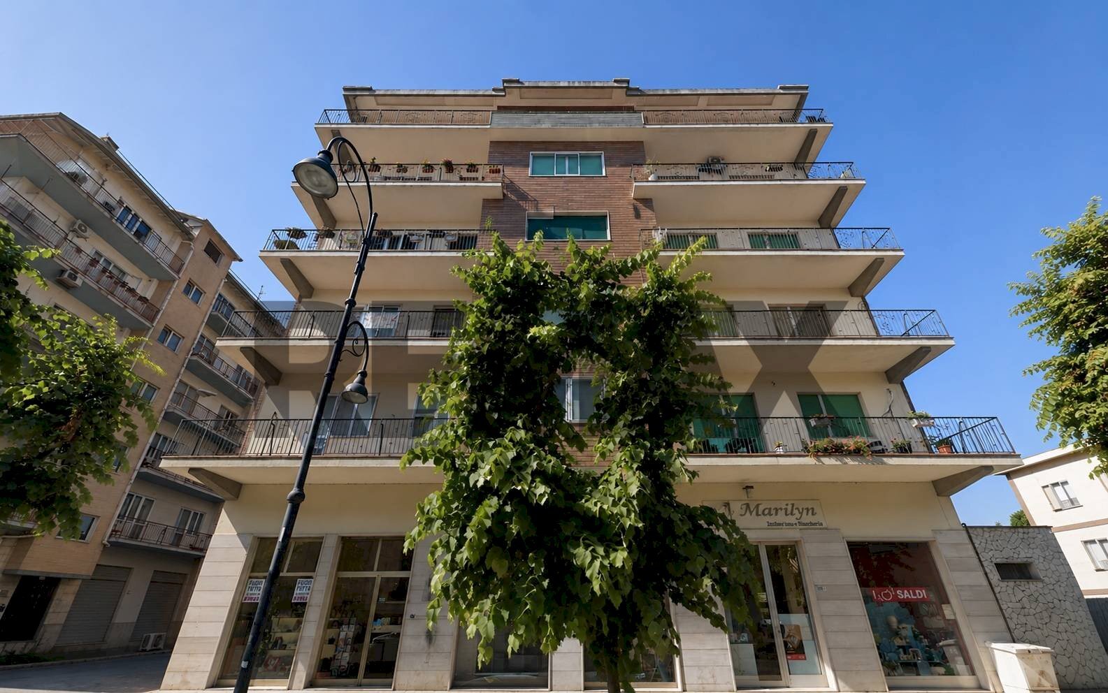Edificio all\'aperto - Apartment viale giulio cesare
 
99, Larino - photo 1