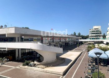 Foto 12 - Commercial Premises Piazzale Filippo Il Macedone, Roma - photo 12