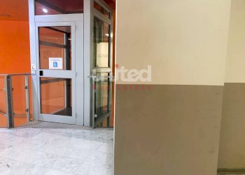 Foto 4 - Commercial Premises Piazzale Filippo Il Macedone, Roma - photo 4