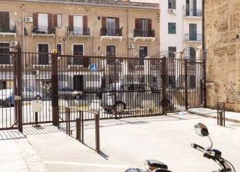 Edificio all\'aperto - Four-room apartment Via Os 001
 
15, Palermo - photo 2