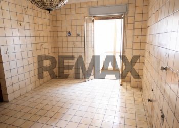 Stanza vuota - Four-room apartment Via Os 001
 
15, Palermo - photo 23