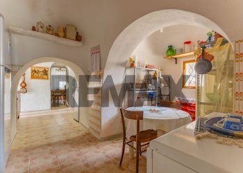Hall / corridoio - Baita Contrada Pentimi Vetrana
 
snc, Martina Franca - foto 11
