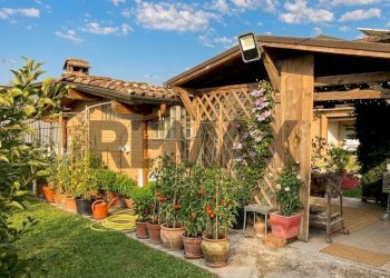 Casa all\'aperto - Casa semi indipendente STRADA TORRICELLA
 
32, Sissa Trecasali - foto 5
