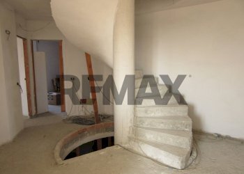 Scale - Casa semi indipendente STRADA TORRICELLA
 
32, Sissa Trecasali - foto 10