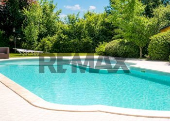 Piscina - Villa STRADA CHIAVICHE
14, Parma - foto 14