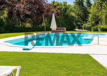 Piscina - Villa STRADA CHIAVICHE
14, Parma - foto 16