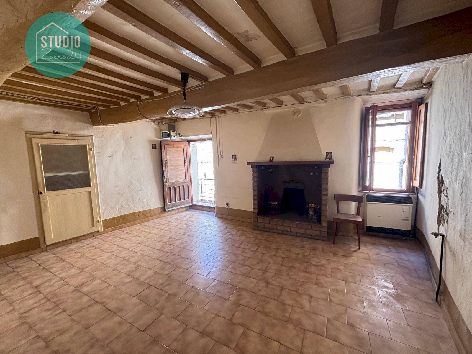 Foto 1 - Casa semi indipendente via benedetto cairoli
 
4, Marsciano - foto 1