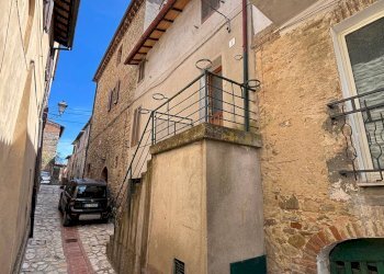 Foto 3 - Casa semi indipendente via benedetto cairoli
 
4, Marsciano - foto 3