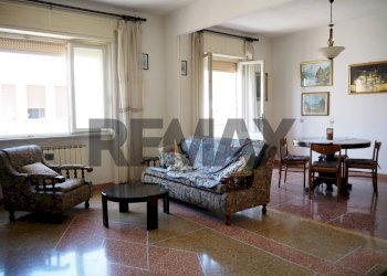 Sala da pranzo - Quadrilocale Via Temistocle Guerrazzi
57, Livorno - foto 2