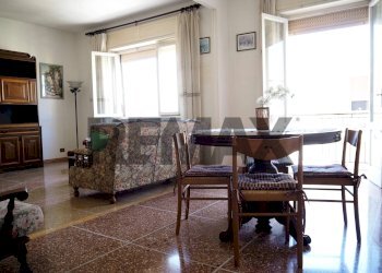 Sala da pranzo - Quadrilocale Via Temistocle Guerrazzi
57, Livorno - foto 5