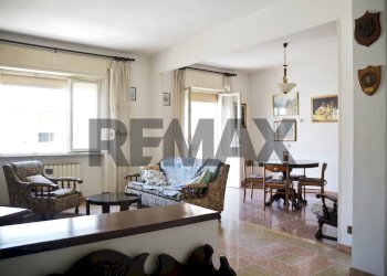Sala da pranzo - Quadrilocale Via Temistocle Guerrazzi
57, Livorno - foto 16