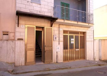 Facciata - Casa indipendente via Galileo Galilei, Matino - foto 40