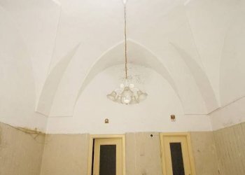 Stanza non arredata - Casa indipendente via Monsignor Gaetano Fagiani, Parabita - foto 6