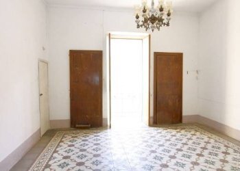 Stanza non arredata - Casa indipendente via Monsignor Gaetano Fagiani, Parabita - foto 19