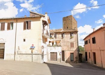 Foto 1 - Loft piazza Duomo, Sutri - foto 1