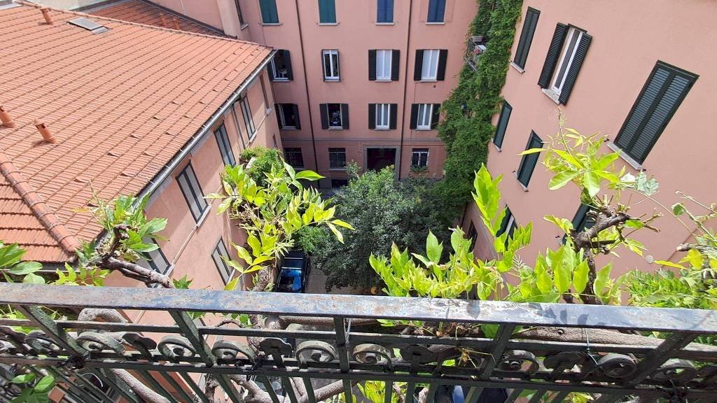 Vista - Four-room apartment via Fontana, 16, Milano - photo 1