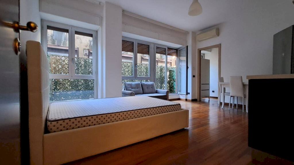 Camera da letto - One-room apartment corso Sempione, 67, Milano - photo 1