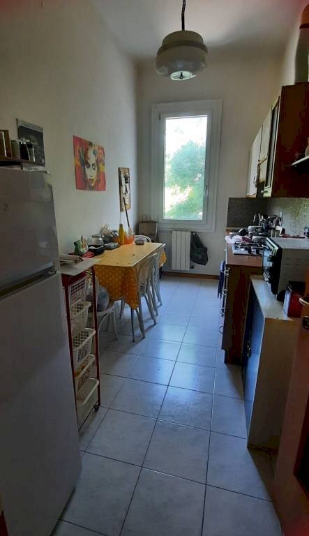 Cucina - Four-room apartment via Franco Bolognese, 4, Bologna (neighborhood Bolognina) - photo 1