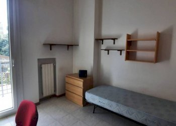 Camera da letto - Four-room apartment via Franco Bolognese, 4, Bologna (neighborhood Bolognina) - photo 8