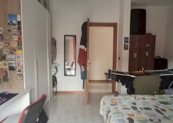 Camera da letto - Four-room apartment via Franco Bolognese, 4, Bologna (neighborhood Bolognina) - photo 18