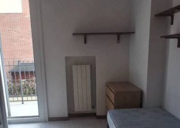Camera da letto - Four-room apartment via Franco Bolognese, 4, Bologna (neighborhood Bolognina) - photo 22