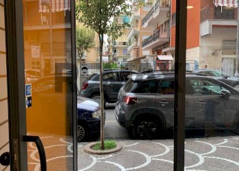Edificio all\'aperto - Locale Commerciale via Libertà
236F, Portici - foto 3
