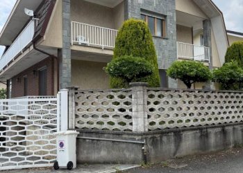 Facciata - Villa via Circonvallazione, Almese - foto 5