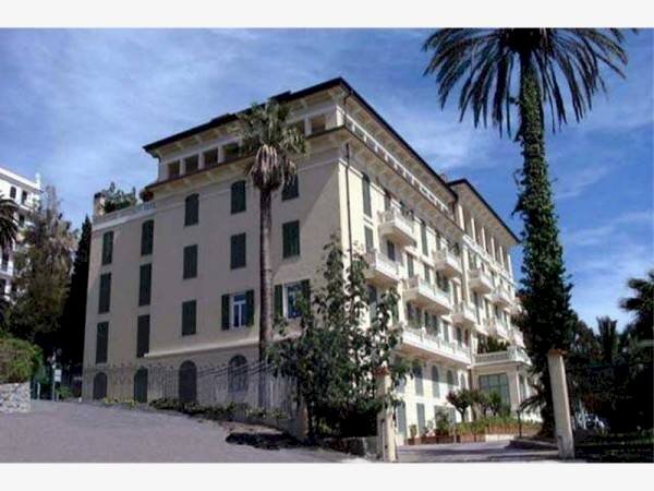 Facciata - Three-room apartment via Romana, 40, Bordighera - photo 1