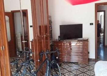 Camera da letto - Two-room apartment via Gaglianico, 25, Torino (neighborhood Parella) - photo 10