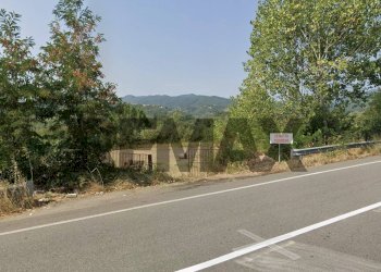 Ingresso terreno su strada - Terreno agricolo SS 107 Silana Crotonese - Santo Stefano
snc, Rende - foto 1