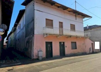Facciata - Appartamento all'asta via Umberto I, Foglizzo - foto 1