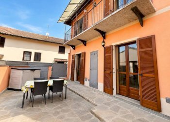 Cortile interno - Villa via Murina, 12, Carmagnola - photo 4