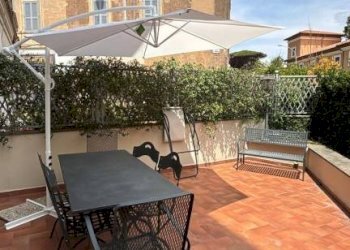 Terrazzo - Three-room apartment via C. Ambrosini, Anzio - photo 1