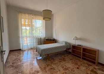 Camera da letto - Trilocale via Domenico Folis, 19, Pino Torinese - foto 14