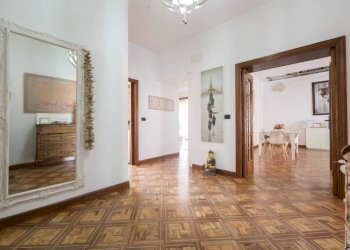 Ingresso - Apartment via Felice Gazzolo, 2, Genova (neighborhood Nervi) - photo 2