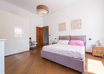 Camera da letto - Apartment via Felice Gazzolo, 2, Genova (neighborhood Nervi) - photo 27