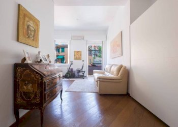 Camera da letto - Appartamento via Felice Gazzolo, 2, Genova (zona Nervi) - foto 32
