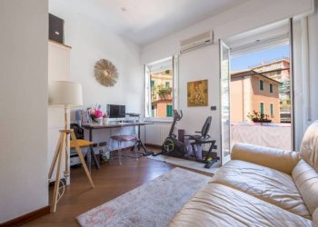 Camera da letto - Apartment via Felice Gazzolo, 2, Genova (neighborhood Nervi) - photo 34