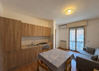 Foto 2 - Trilocale Via Nino Bixio, Albenga - foto 2