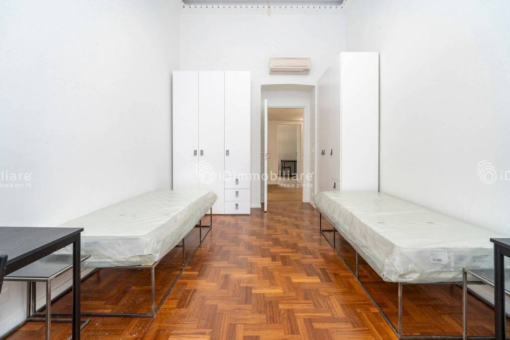 Camera da letto - Four-room apartment corso Regina Margherita, 89, Torino (neighborhood Vanchiglia) - photo 3