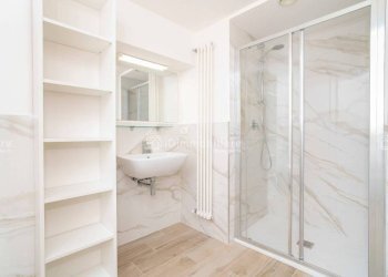 Bagno - Four-room apartment corso Regina Margherita, 89, Torino (neighborhood Vanchiglia) - photo 12
