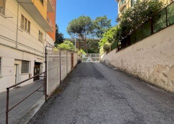 Zona - Shop via Latina, 39, Roma - photo 15