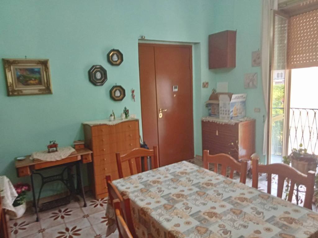 Salone - Two-room apartment via Trentola, 216, Ercolano - photo 2