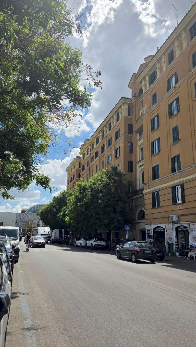 whatsapp image 2026-06-11 at 15.46.47 - Three-room apartment via Pellegrino Matteucci, Roma - photo 1