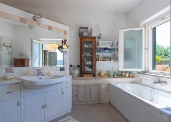 Bagno - Villa via Pietro Germi, 4, Morlupo - photo 13