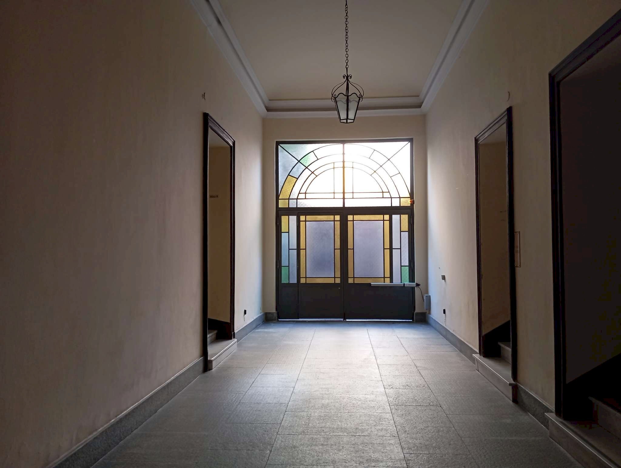 androne - Three-room apartment via Bagetti, 25, Torino (neighborhood Cit Turin) - photo 3